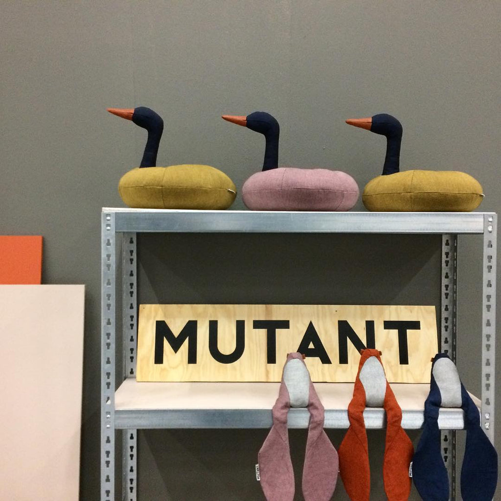 Swan / mustard